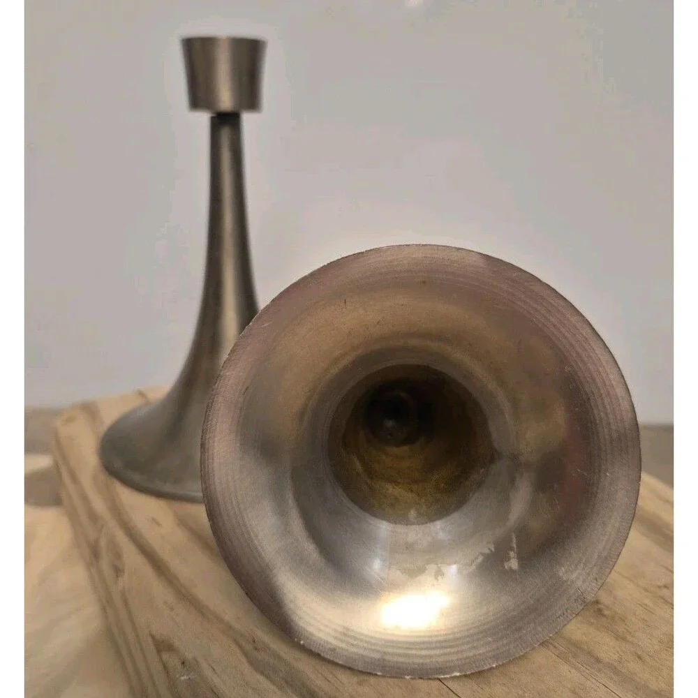 Unbranded pewter romantic